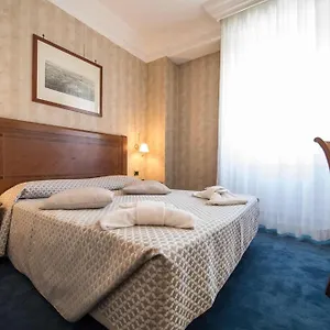 https://nova-domus-hotel-suites.it-romehotels.com